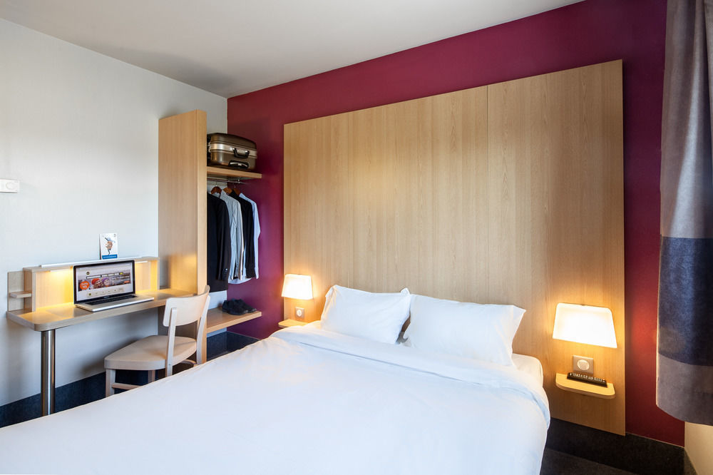 B&B Hotel Valenciennes Marly Marly  Buitenkant foto