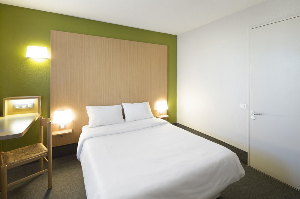 B&B Hotel Valenciennes Marly Marly  Buitenkant foto